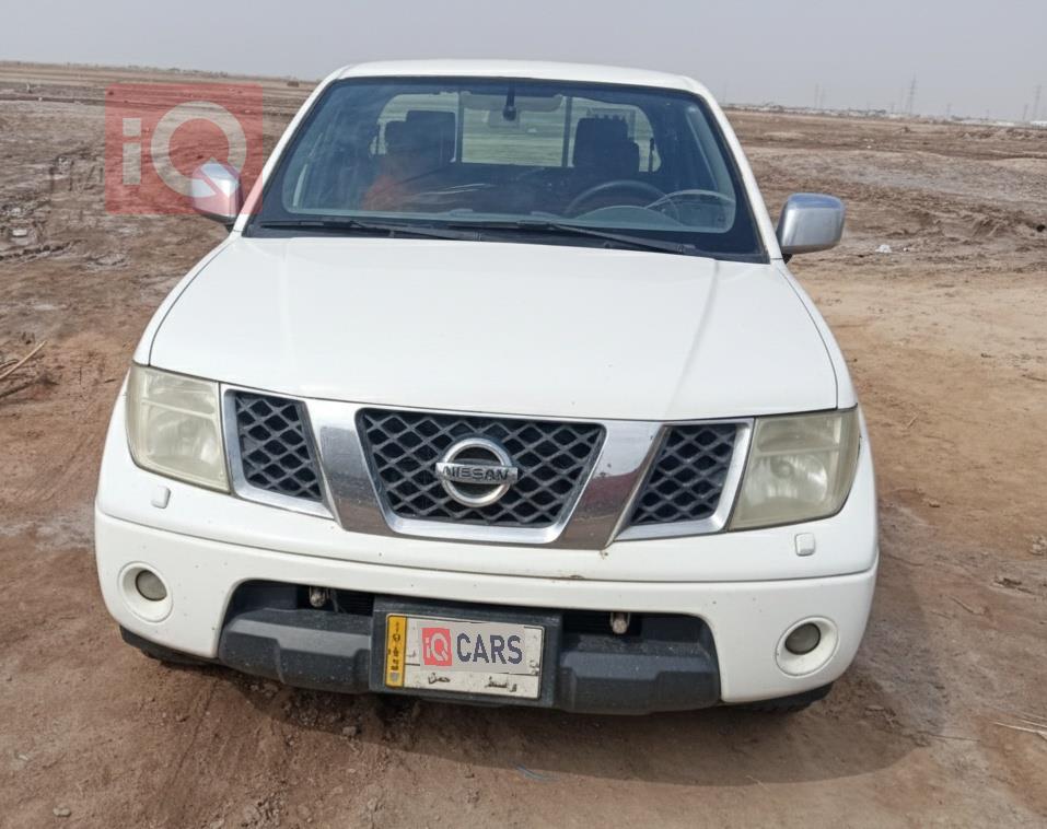 نيسان نافارا